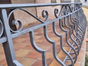 Décapage Sablage Ferronnerie Hyères dans le VAR